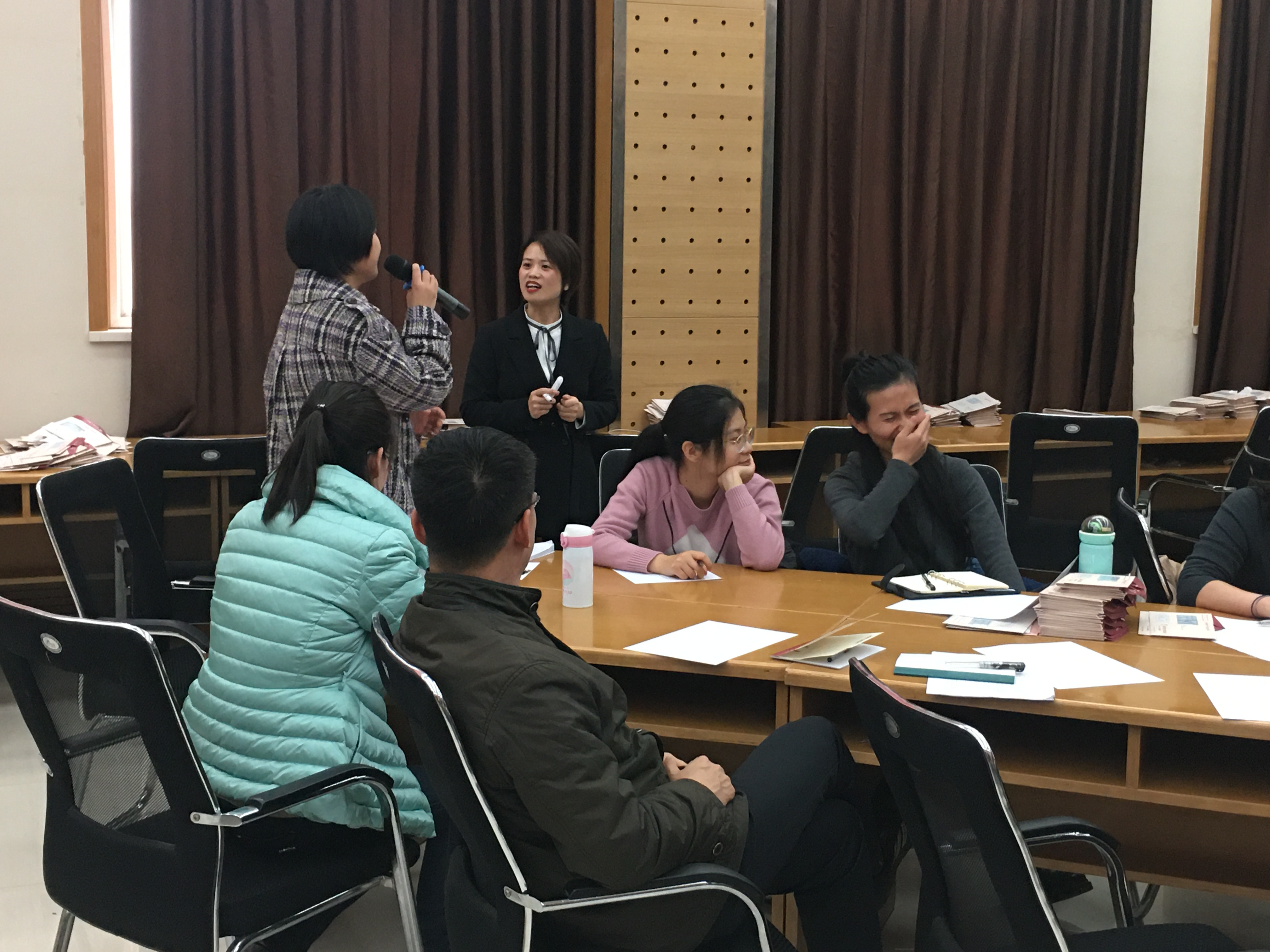文辉玲老师12月19-20日为运城电力公司讲授《个人所得税与财务报表》的课程圆满结束！